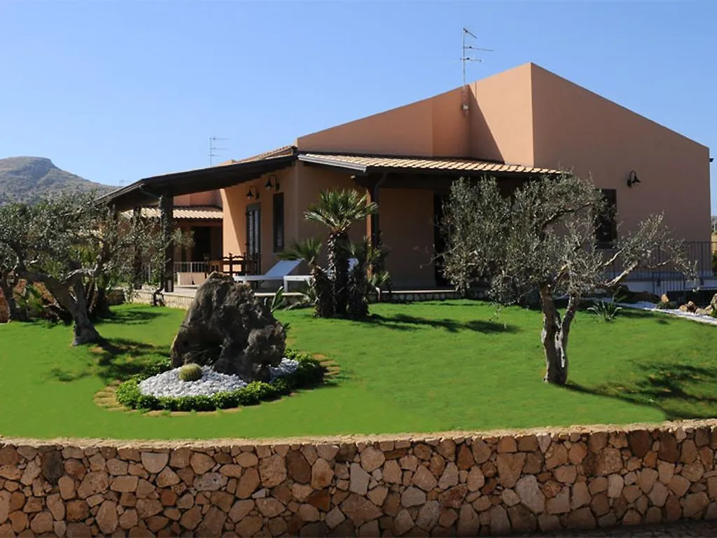 كوستوناتشي Holiday Home Nicola Santoro
