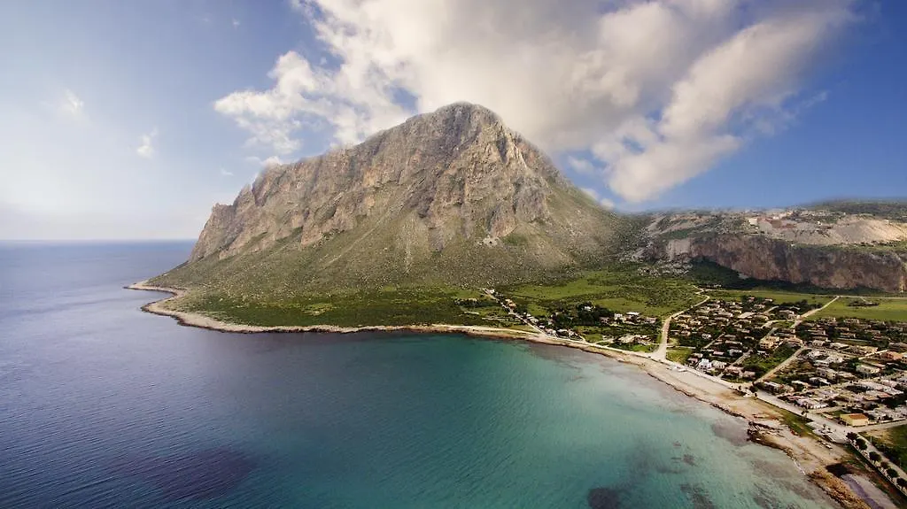 كوستوناتشي Holiday Home Nicola Santoro إيطاليا