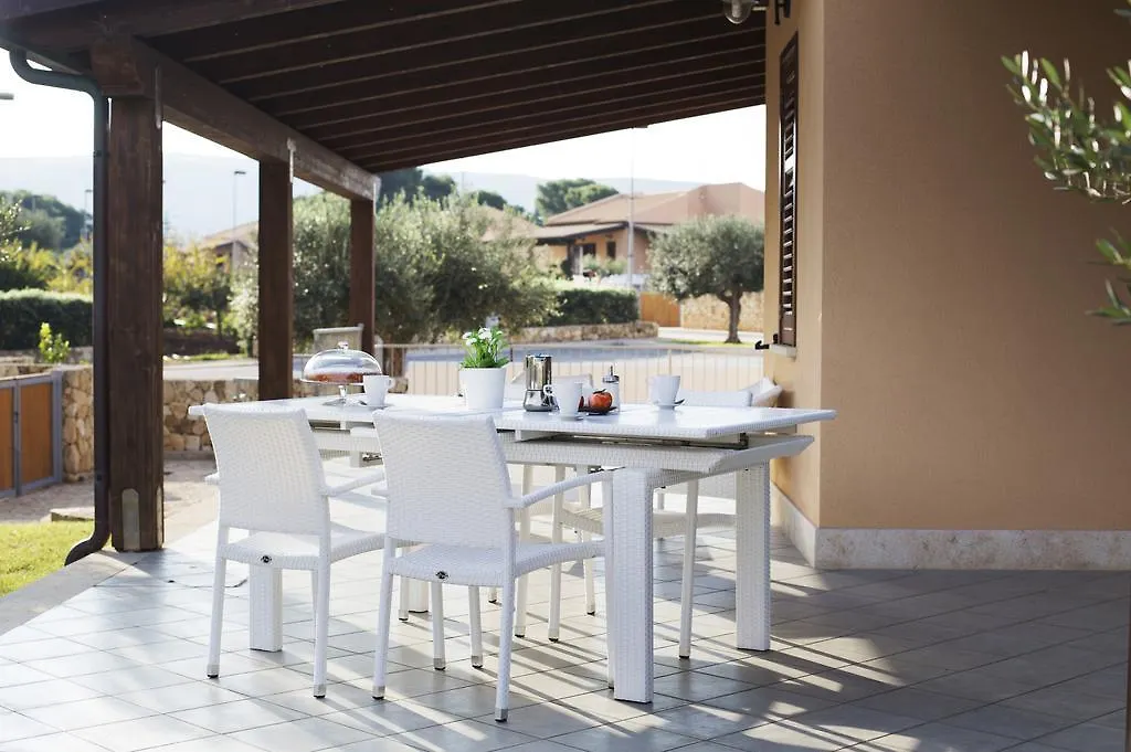كوستوناتشي Holiday Home Nicola Santoro