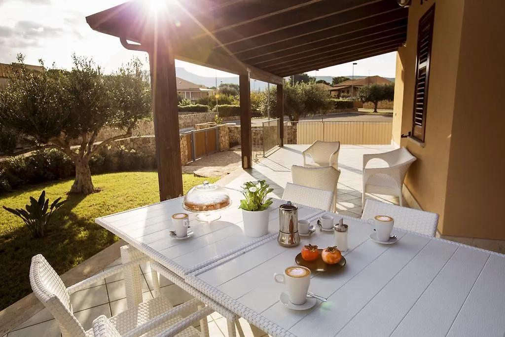 كوستوناتشي Holiday Home Nicola Santoro